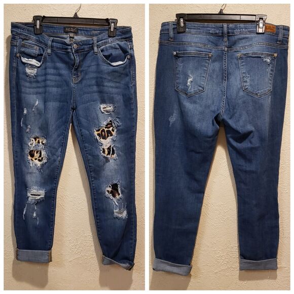 Judy Blue Size 15/32 Stretchy Skinny Fit Distressed Cheetah Leopard Patch Jeans - Picture 1 of 10